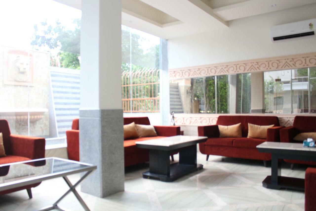 Royal Residence Iffco Chowk Gurgáon Kültér fotó