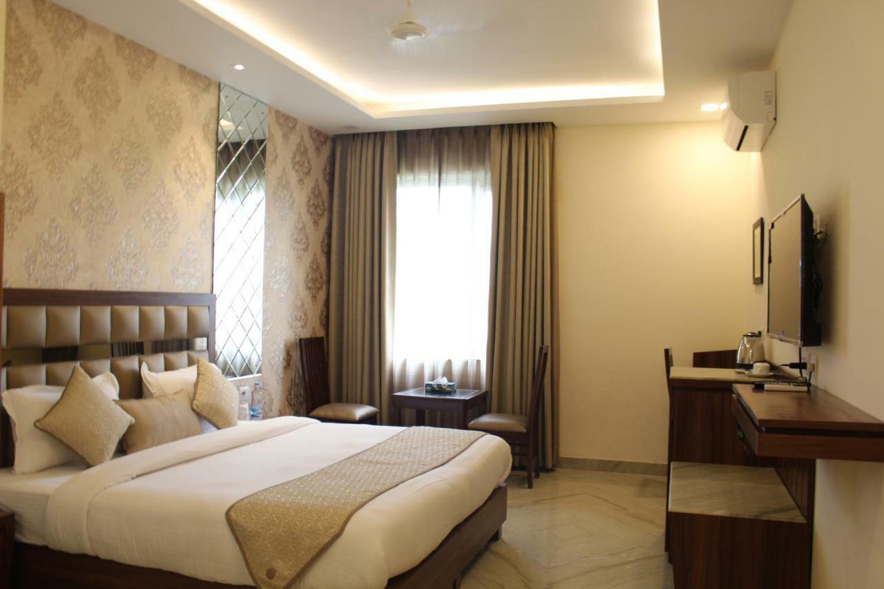 Royal Residence Iffco Chowk Gurgáon Kültér fotó